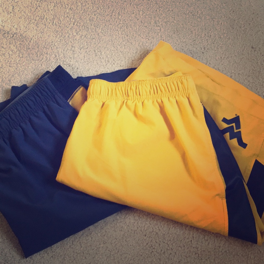 PACK OF 2 NIKE team WVU shorts